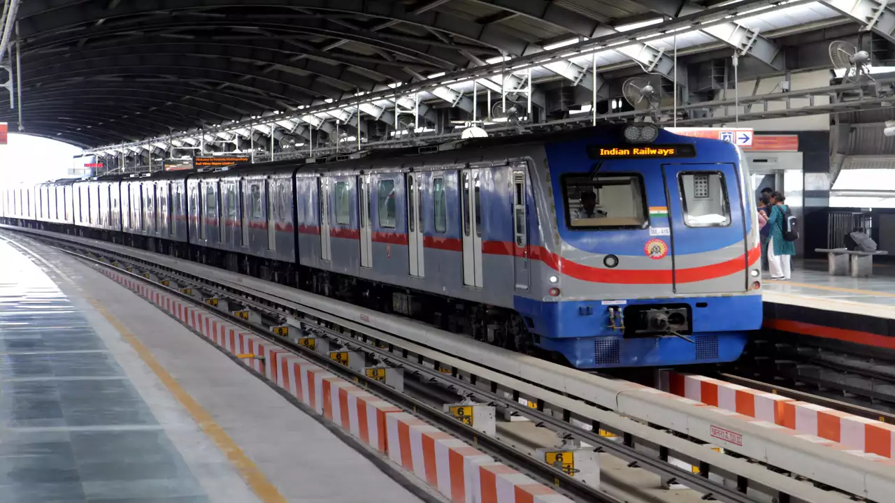 Medha Kolkata Metro Train