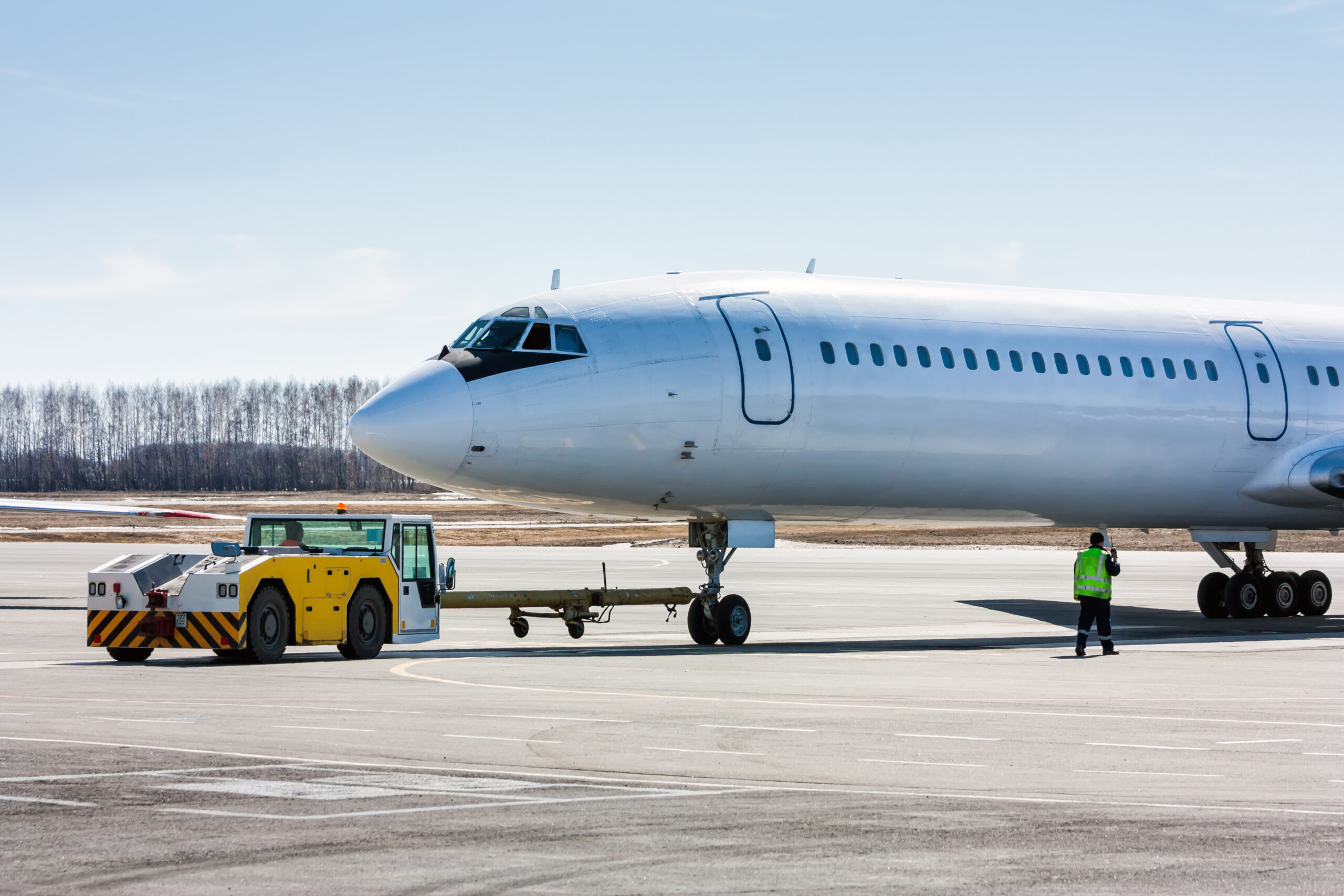 Medha Battery Electric Airport Tug